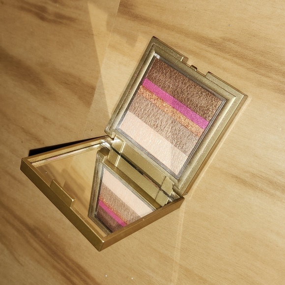 Victoria's Secret Radiant Shimmer Eye Palette Heat Mirage - Picture 2 of 5